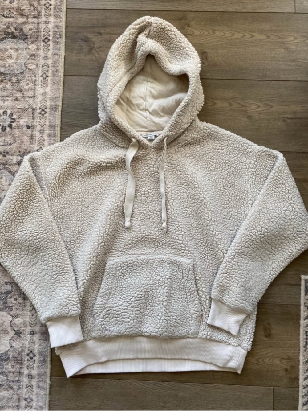 Women’s AE Sherpa Hoodie Medium